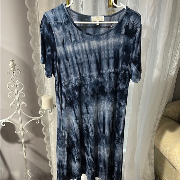 Simply Southern Blue and White Tie-Dye Short Sleeve Dress - Picture 1 of 4